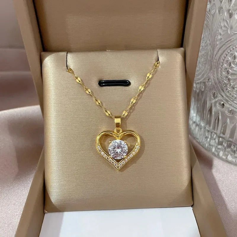 Collar Corazón Amora